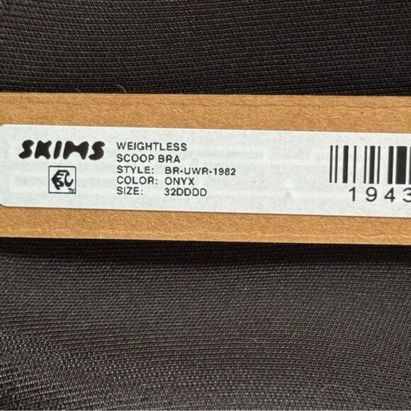 Skims 32DDDD Weightless Scoop Bra Onyx Black NWT $58 MSRP - Picture 2 of 6